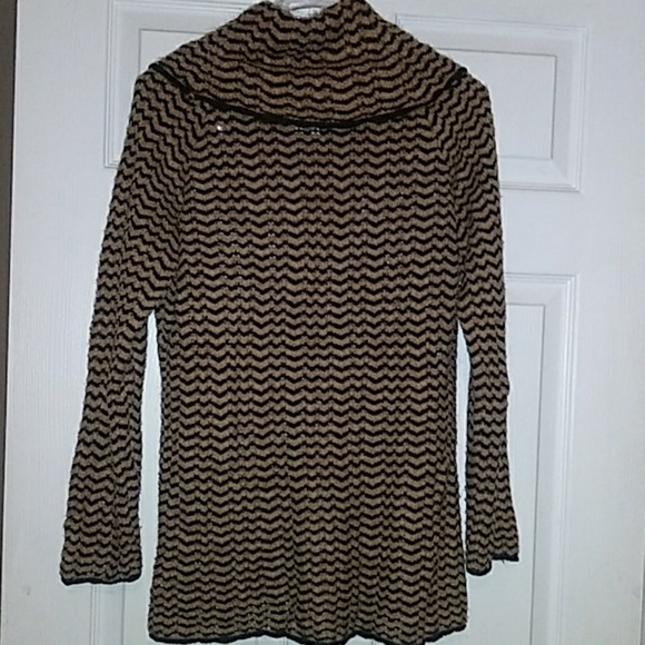 Turtle Kneck Sweater Blouse - Picture 5 of 5